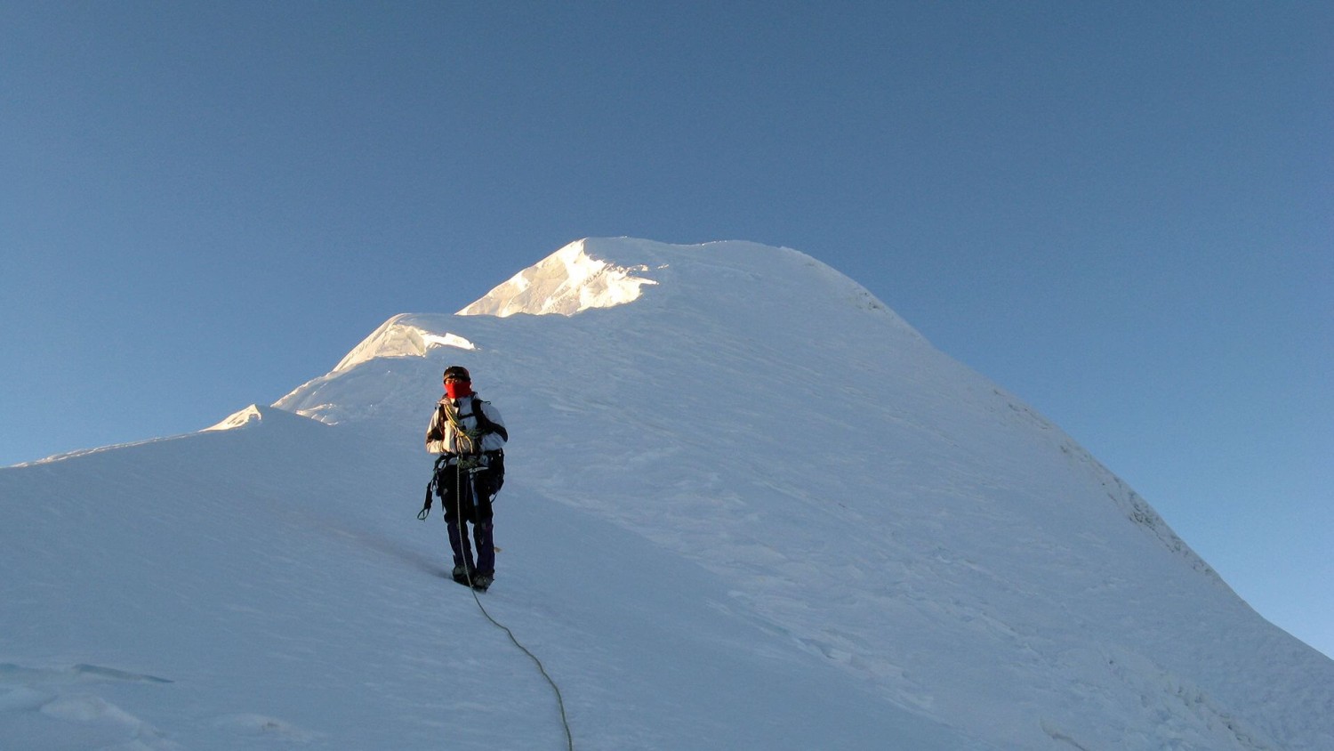 Lobuche East Peak Climbing